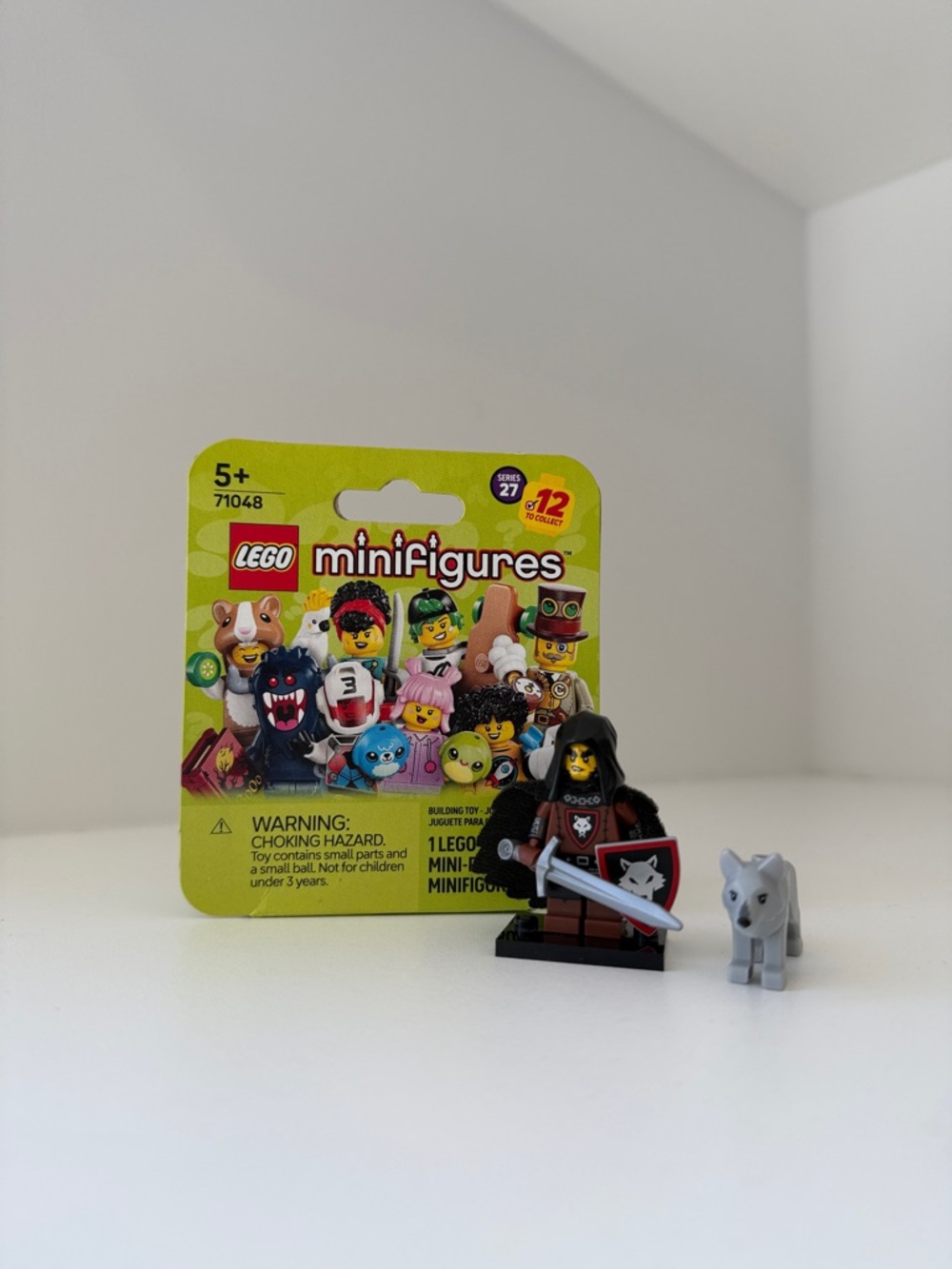 Factory Sealed Lego Series 27 - Wolf Pack Beast Master